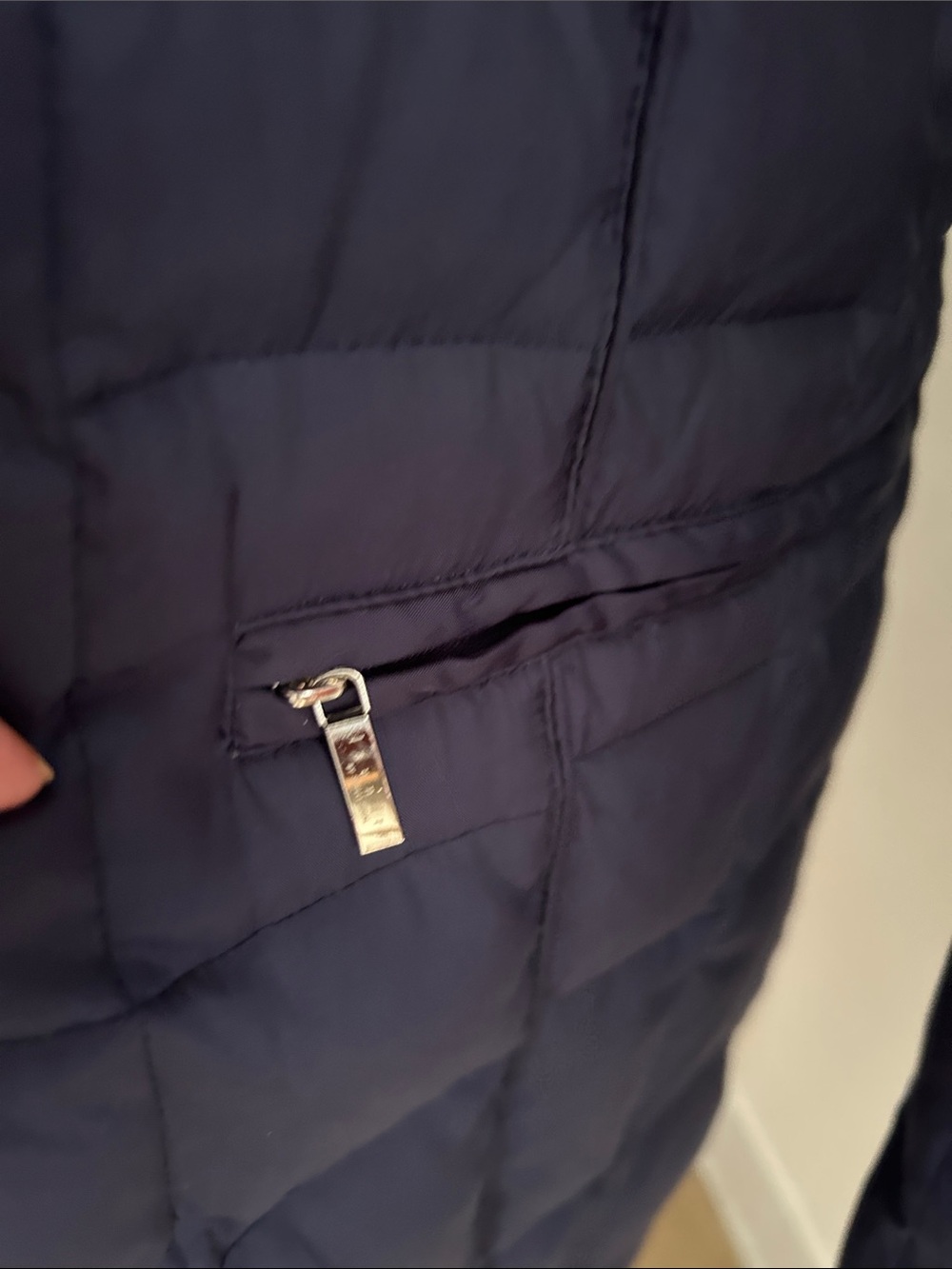 Laundry By Shelli Segal Navy Quilted Hooded Lond Down Puffer with Fur Trim Sz S - Picture 8 of 10